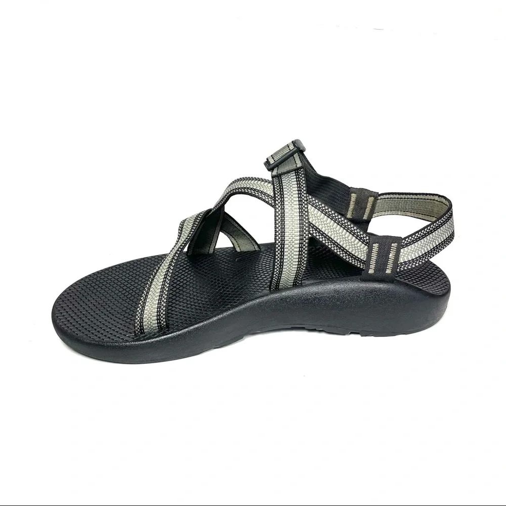 Chaco Sandals Men’s Size‎ 13 M Ankle Strap Vibram Gray Stripped Fabric